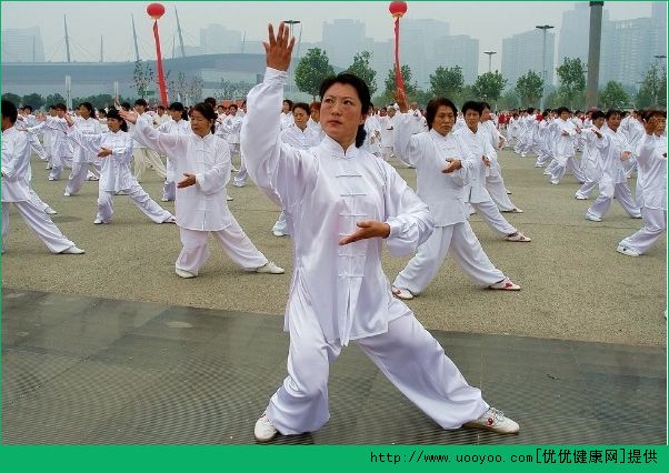 練太極過(guò)量有什么害處？練太極拳的副作用(1)