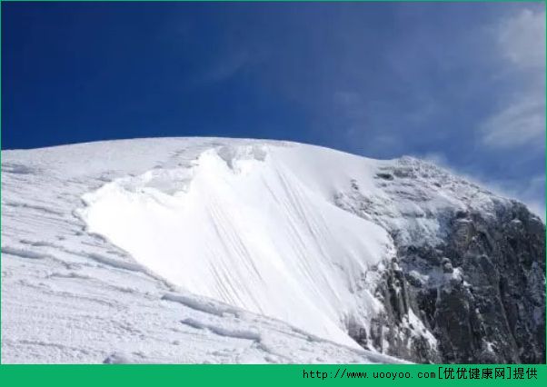 登山時(shí)下暴雨怎么辦？登山時(shí)如何預(yù)防危險(xiǎn)？(1)