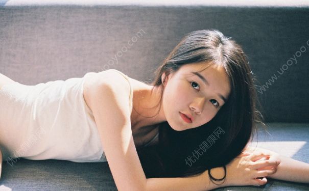 14歲女孩白帶發(fā)黃正常嗎？14歲女生白帶黃怎么辦？(4)