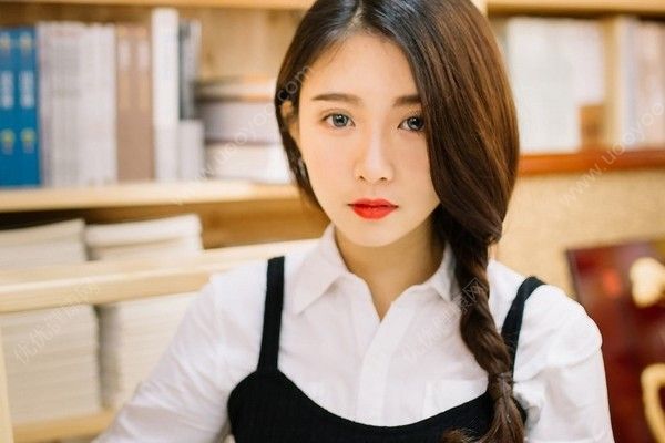 初三女生長胡子是為什么？初三女生長胡子怎么辦？(1)