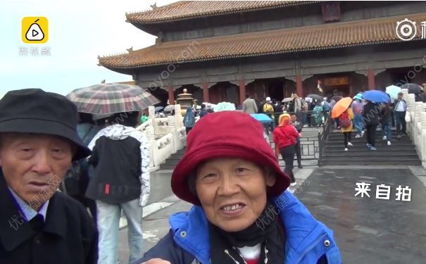 80歲金婚老人重度蜜月，全程自拍秀恩愛，晚年該怎樣享受生活？(2)