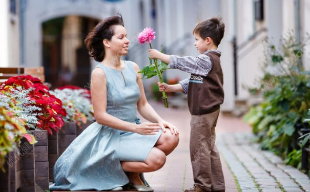 孩子犯錯(cuò)該不該打？孩子犯錯(cuò)怎樣處理最好？(2)