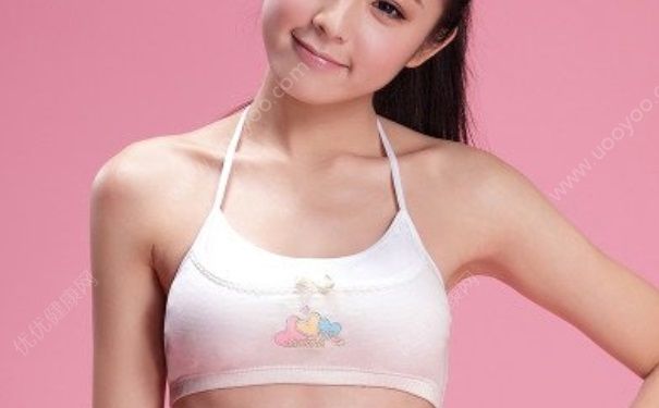 17歲女孩胸部什么樣？17歲女生奶頭長什么樣？(2)