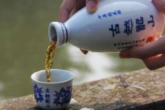 黃酒有什么營養(yǎng)功效？喝黃酒有什么好處？[圖]