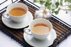 春天喝什么茶養(yǎng)生保健好？紅茶綠茶各有什么好處？[圖]