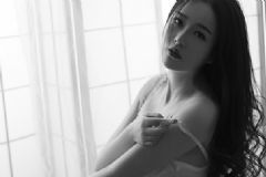 18歲女孩胸部一大一小正常嗎？18歲女生胸一大一小怎么辦？[多圖]