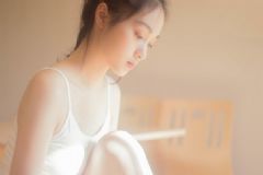 16歲女生胸很平還會發(fā)育嗎？16歲女生平胸怎么辦？[多圖]