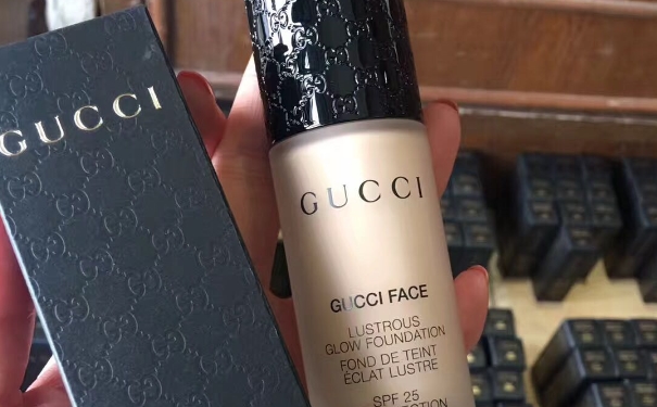 gucci絲緞啞光粉底液多少錢？古馳啞光粉底液專柜價格(1)