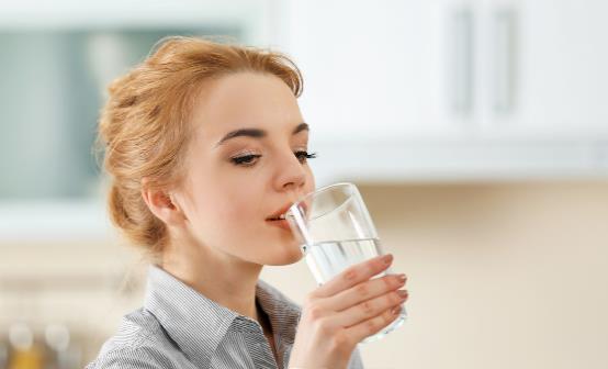 女人到中年如何保養(yǎng)自己的皮膚 中年女人皮膚特別護理要點